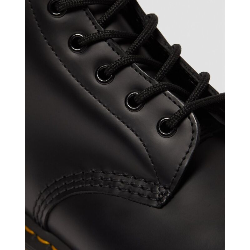 Dr. MARTENS 101 YS Smooth 26230001 Black