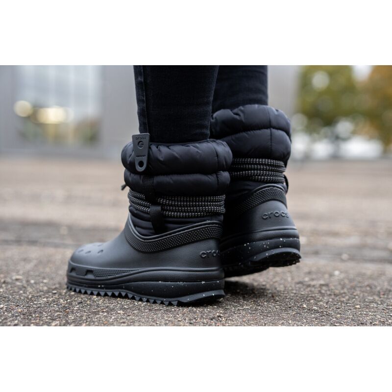 Ботинки Crocs™ Classic Neo Puff Luxe Boot Women's Black