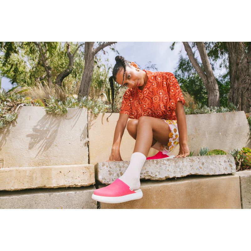 Шльопанцы TOMS Heritage Canvas Women's Mallow Mule Sneaker Raspberry