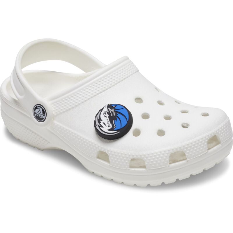 Crocs™ NBA Dallas Mavericks Logo Multi