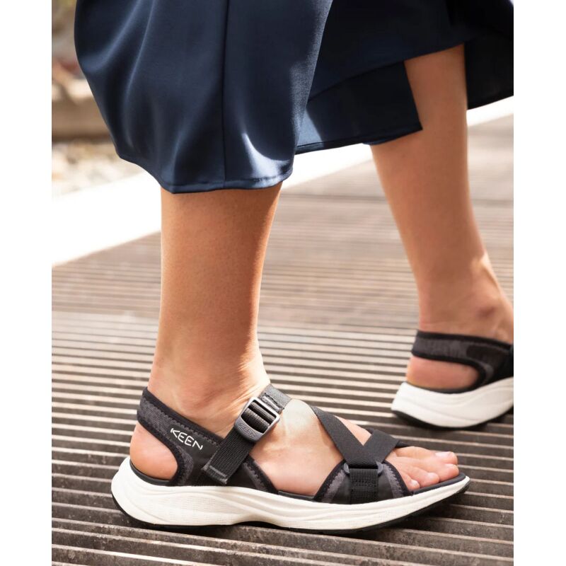 Keen Leiki Open-Toe Sandal Women's Black/Star White