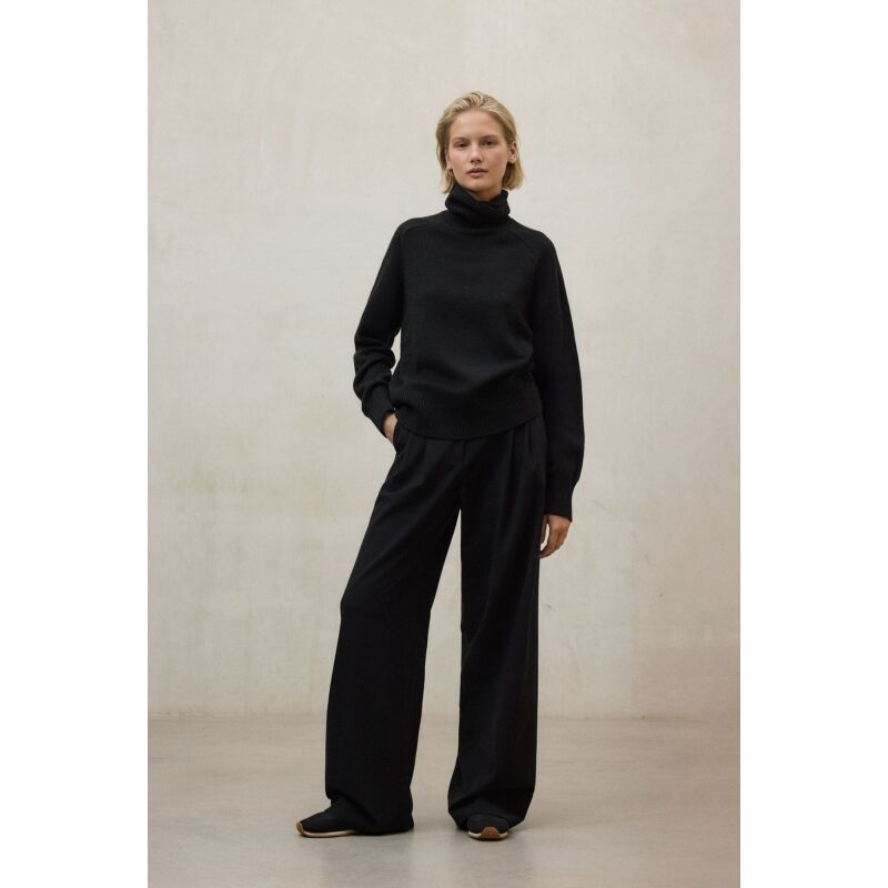 ECOALF Caqui Knit Women's Shadow Black