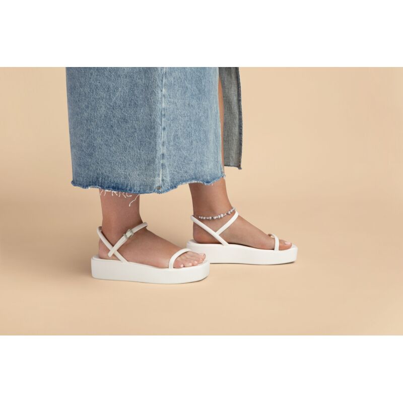 Crocs™ Miami Platform Y Strap Sandal Chalk