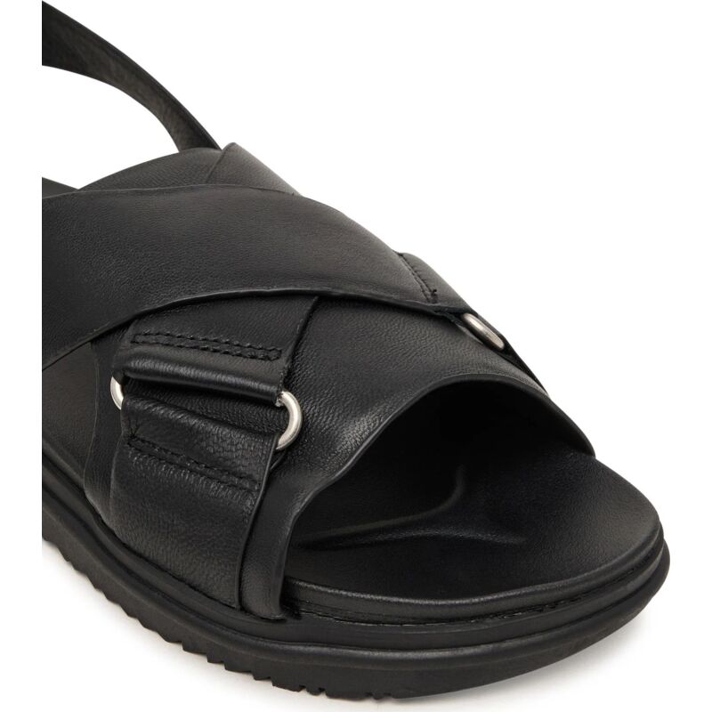 EMU Australia Faye Black