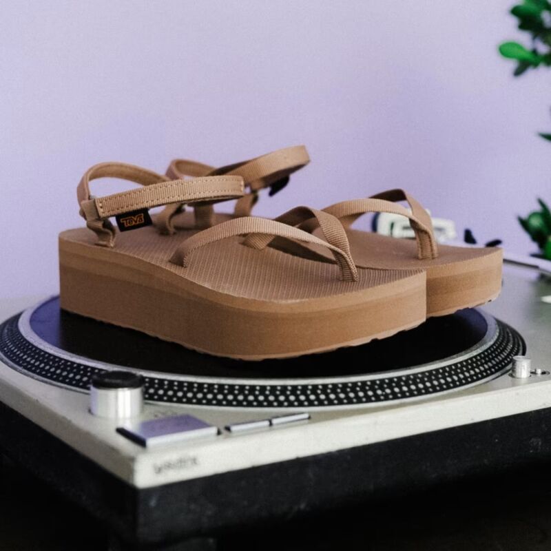 Teva Flatform Sandal Slim Caribou