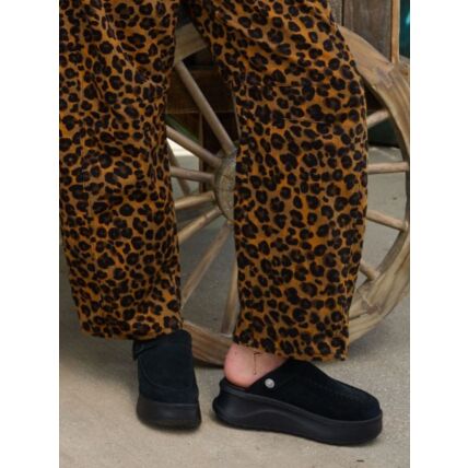 HEYDUDE Delray Clog Suede Women's Black